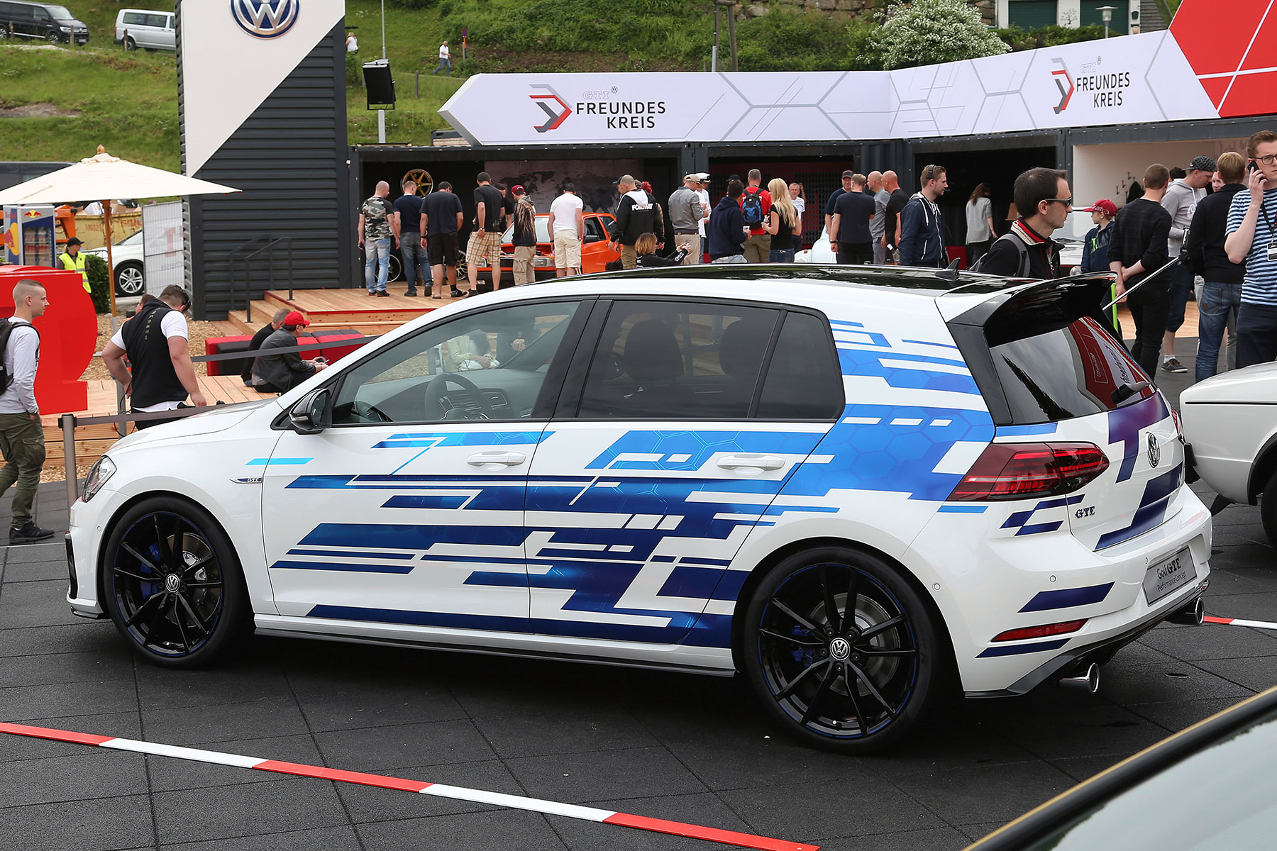 The new Golf GTI Clubsport – World premiere of the 300 PS flagship GTI  model